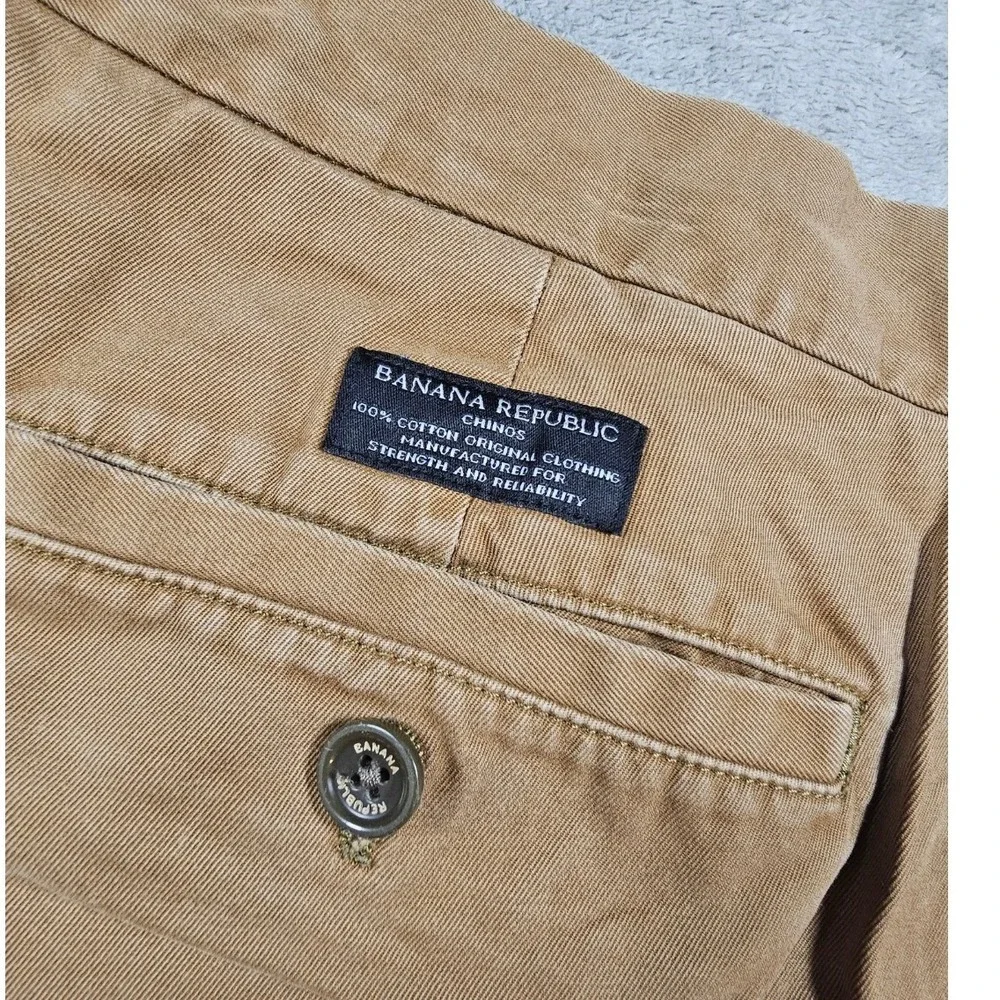 Banana Republic Emerson Chino Mens 35x30 Khaki Tan Cotton Straight Leg Pants